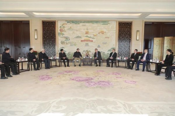 茅台集团与北京饭店签署战略合作框架协议